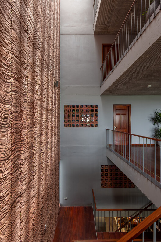 Flying Vegetation / H&P Architects - Interior Photography, Wood, Brick