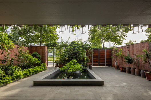 Flying Vegetation / H&P Architects - Exterior Photography, Garden, Courtyard