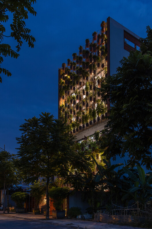 Flying Vegetation / H&P Architects - Exterior Photography, Balcony