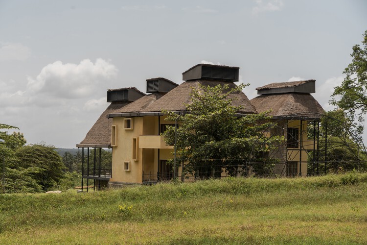 Serenity / ma+rs - Lodging