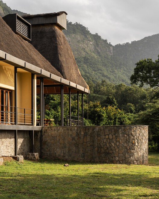 Serenity / ma+rs - Exterior Photography