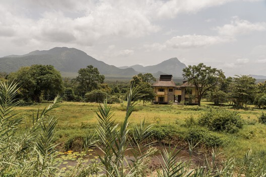 Serenity / ma+rs - Exterior Photography