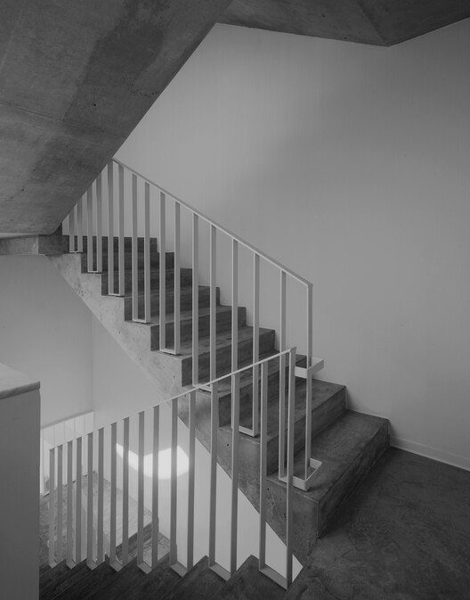 Bot-House / SON Architecture - Image 10 of 23