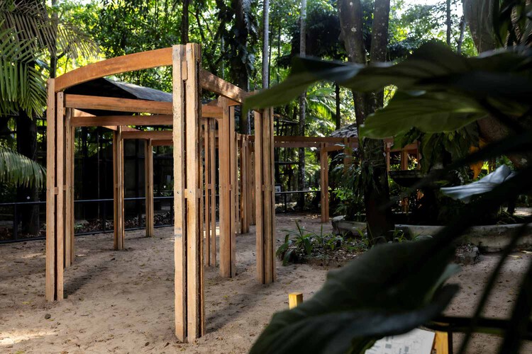 Climate and Collective Use: Architectural Permeability in Latin America - Image 6 of 13