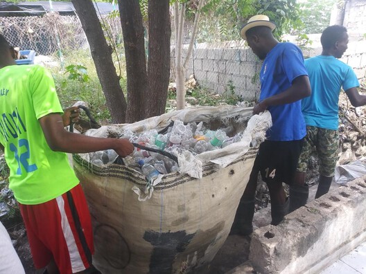 A New Centre Pompidou in Seoul and the UN House of No Waste (HØW) Competition Winners: This Week’s Review - Image 18 of 41