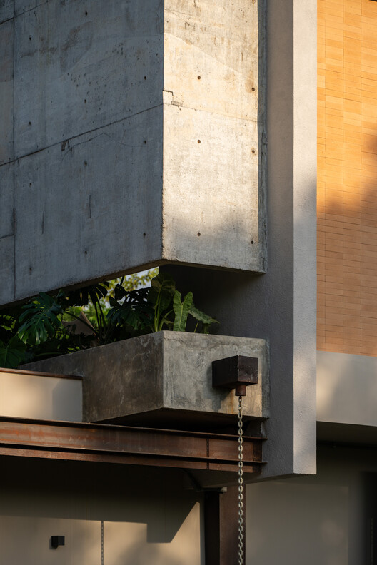 The Terrace House / S.O.S Architects - Image 25 of 35