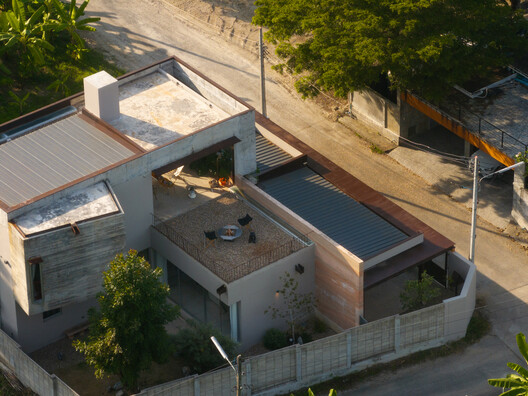 The Terrace House / S.O.S Architects - Exterior Photography
