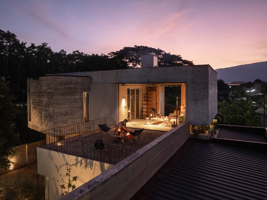 The Terrace House / S.O.S Architects - Image 29 of 35