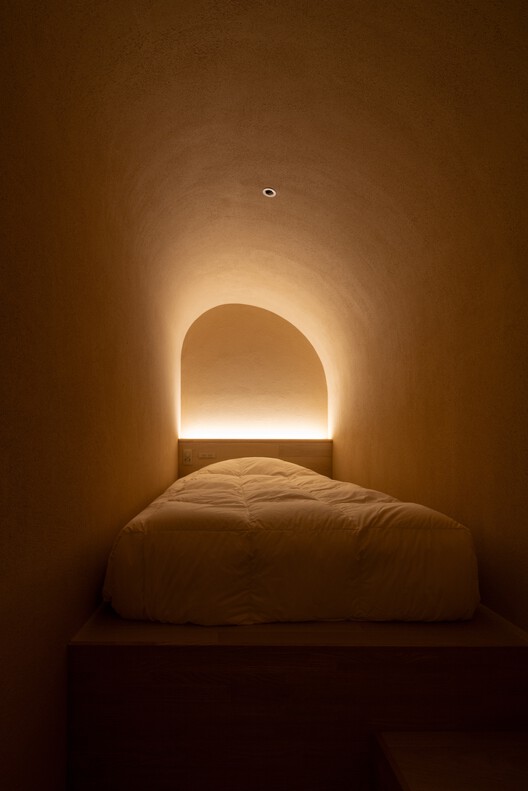 The Third Place Mt.Fuji / Kubo Tsushima Architects - Interior Photography, Bedroom, Lighting, Bed