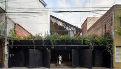 Workshop and Gallery / Taller de Arquitectura Miguel Montor