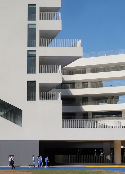 Redevelopment of Pingshan Elementary School into a Nine-Year Integrated School / CCDI Dongxiying Studio - Exterior Photography