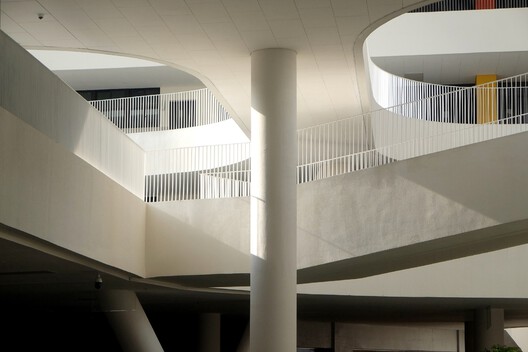 Redevelopment of Pingshan Elementary School into a Nine-Year Integrated School / CCDI Dongxiying Studio - Image 10 of 45