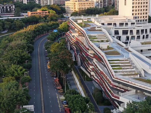 Redevelopment of Pingshan Elementary School into a Nine-Year Integrated School / CCDI Dongxiying Studio - Exterior Photography