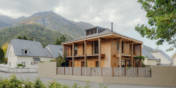 Casa LARUNS / Mesnil Architectures - Fotografia de Exterior, Renovação, Porta, Balcão