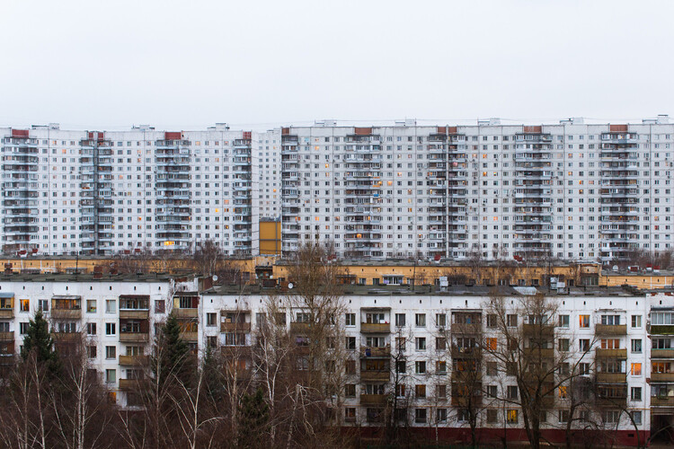 Architecture and Ideology: How Political Systems Shaped 20th-Century Design - Featured Image