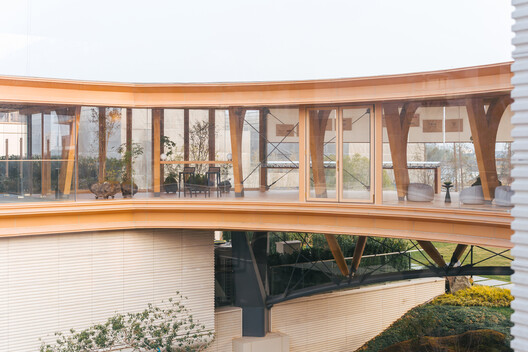 Timber Structure Pedestrian Bridge of Yitaiyipin Garden / GREEN ARCHITECTS + gad - Image 23 of 33