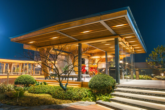 Timber Structure Pedestrian Bridge of Yitaiyipin Garden / GREEN ARCHITECTS + gad - Image 14 of 33