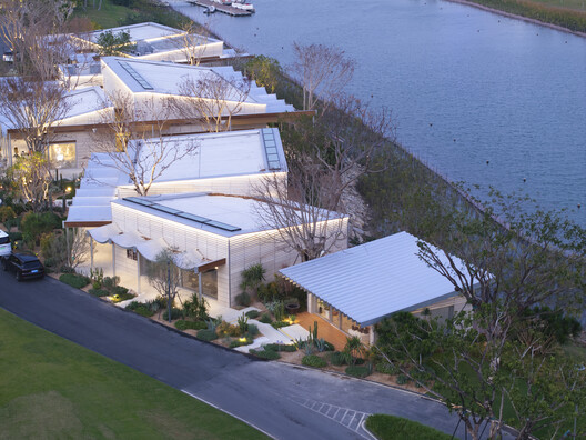 Sanya CR Land Haitang Bay Waterfront Center / Vari Architects - Exterior Photography
