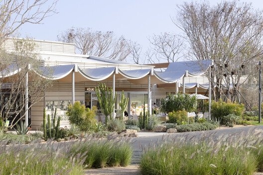 Sanya CR Land Haitang Bay Waterfront Center / Vari Architects - Image 14 of 35