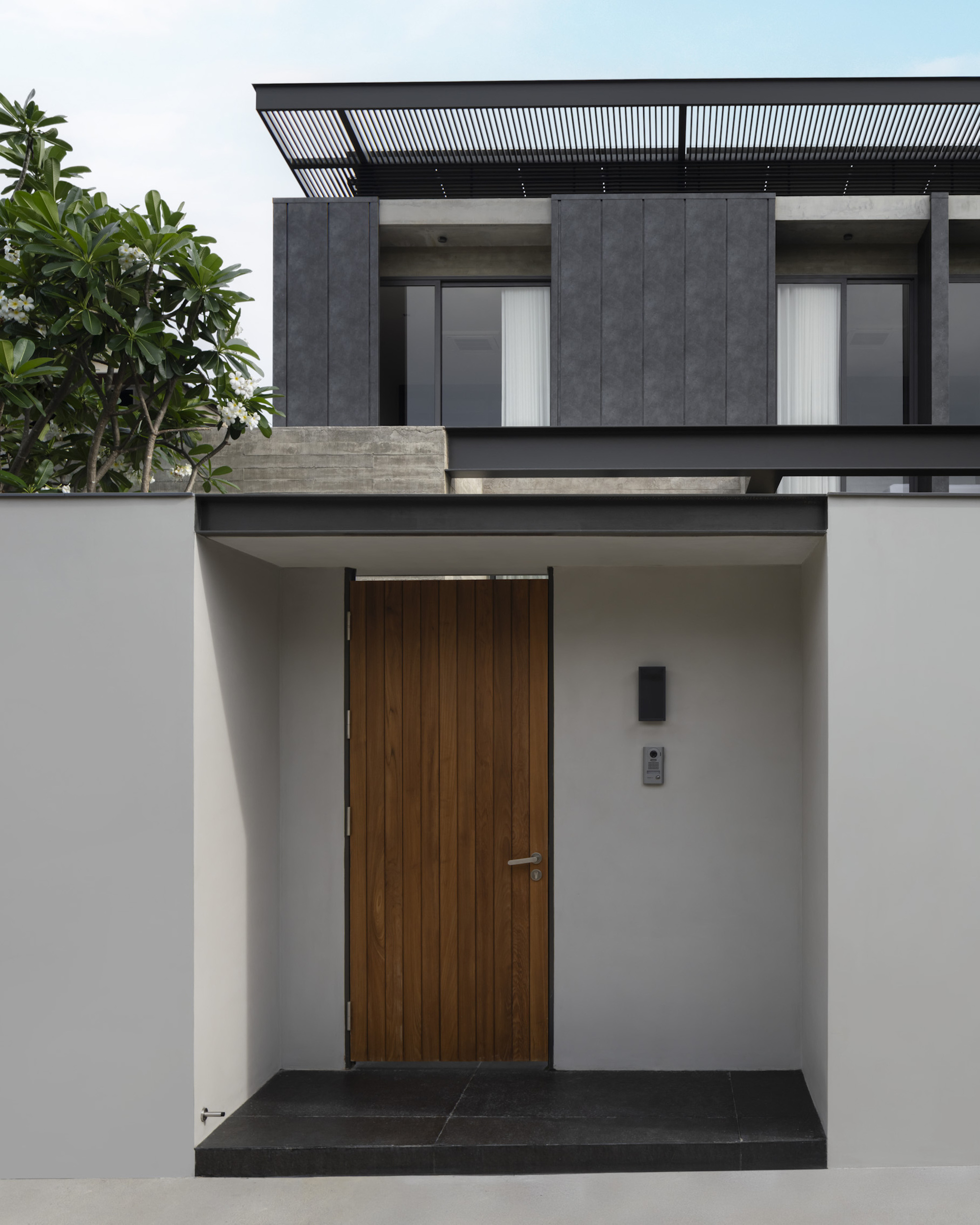 Gallery of TN House / IDIN Architects - 26