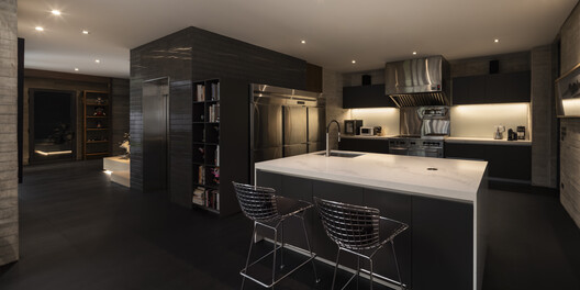 TN House / IDIN Architects - Interior Photography, Kitchen, Countertop, Lighting, Chair, Glass