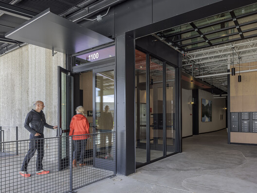 West Canal Yards / Graham Baba Architects - Interior Photography, Glass