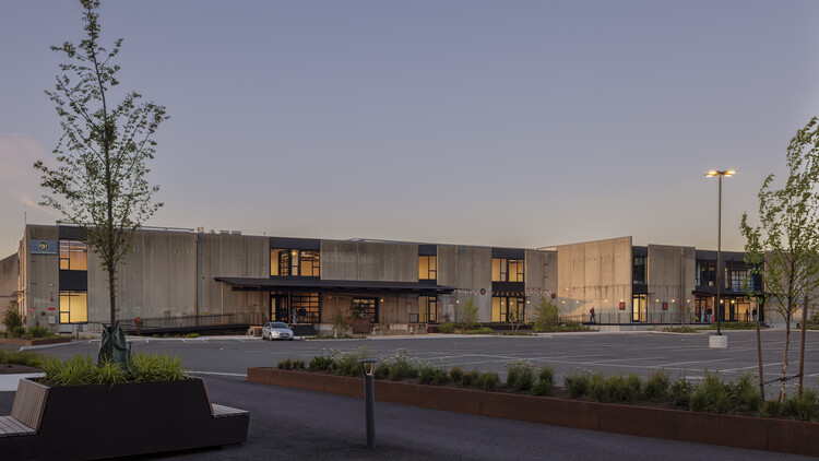 West Canal Yards / Graham Baba Architects - Commercial Architecture