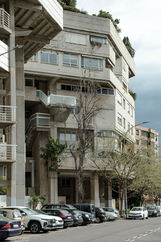 Espai Verd: The Habitable Utopia of Valencia’s Green Cathedral - Image 7 of 40