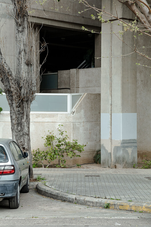Espai Verd: The Habitable Utopia of Valencia’s Green Cathedral - Image 10 of 40