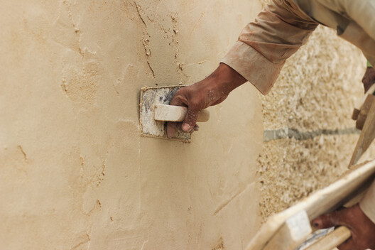 “Earth Is Not Nostalgia”: Hand Over on Design-Build and Local Materials - Image 4 of 11