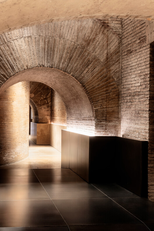 STARTT Designs New Access to the Archaeological Areas Behind the Pantheon in Rome - Image 11 of 17