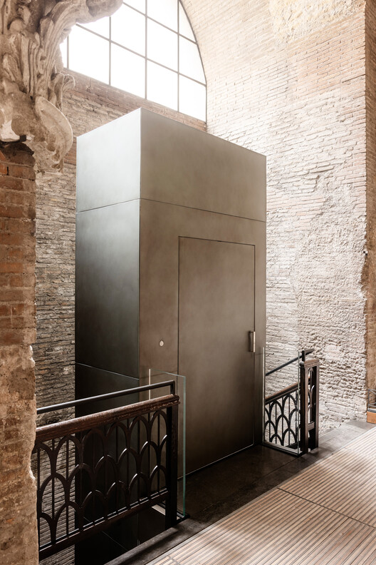 STARTT Designs New Access to the Archaeological Areas Behind the Pantheon in Rome - Image 12 of 17