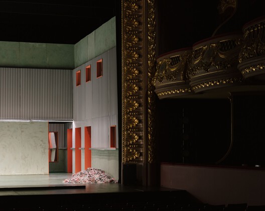Pendulum Scenography / fala - Image 17 of 22