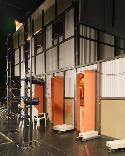 Pendulum Scenography / fala - Image 16 of 22