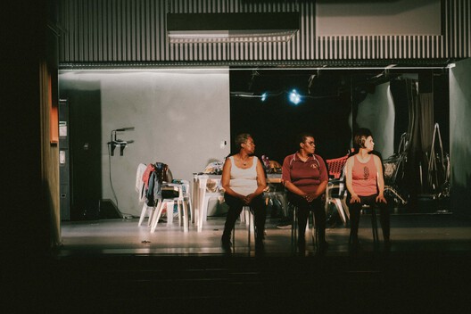 Pendulum Scenography / fala - Interior Photography, Chair
