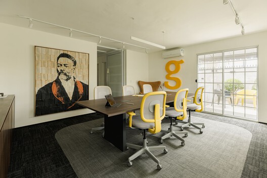 Escritório Gondim Albuquerque Negreiros ADV / StudioVA Arquitetos - Fotografia de Interiores, Cozinha, Cadeira, Mesa, Iluminação