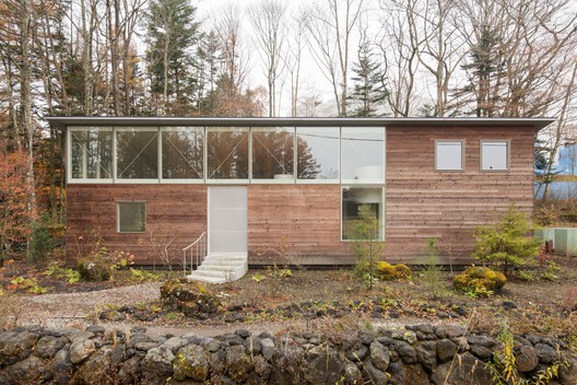 House in Karuizawa  / nao architects office + Studio Hashimura - Exterior Photography, Wood