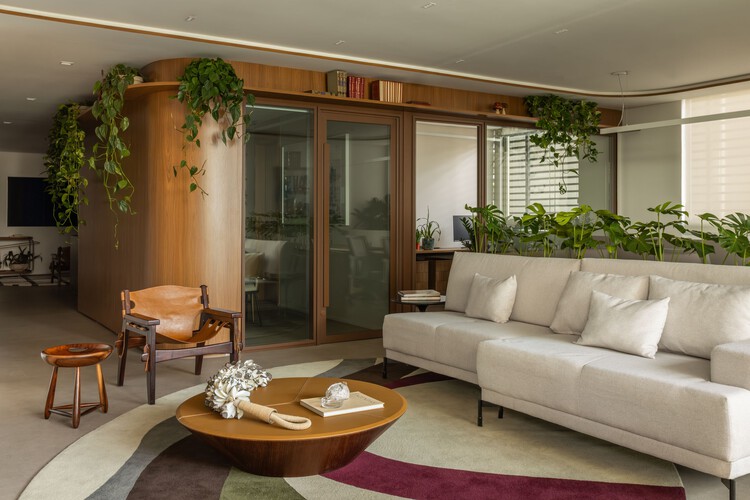 Domus Legalis – Escritório de Advocacia Criminal / Estudio VA arquitectos - Fotografia de Interiores, Edifícios De Escritórios, Mesa, Cadeira