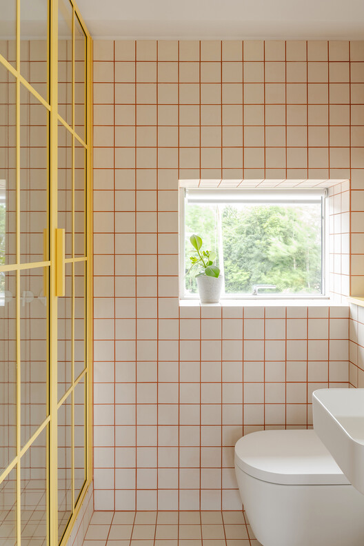 A Place in the Country / Studio Ben Allen - Interior Photography, Bathroom