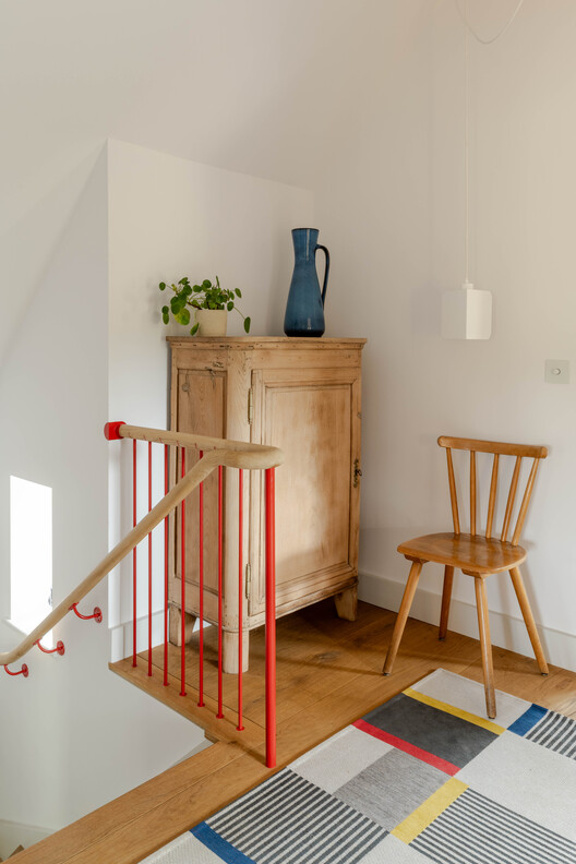 A Place in the Country / Studio Ben Allen - Interior Photography, Wood, Chair, Lighting, Stairs