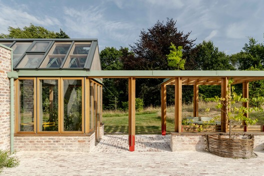 A Place in the Country / Studio Ben Allen - Exterior Photography, Garden, Courtyard