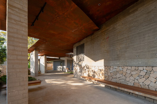 Xutian Village Community Center / line+ studio - Interior Photography, Concrete, Brick, Column