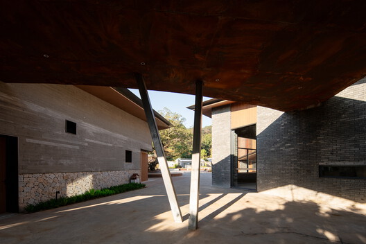 Xutian Village Community Center / line+ studio - Interior Photography, Concrete