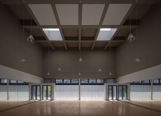 Kunshan Jinxi Senior High School / Atelier Deshaus - Image 9 of 18