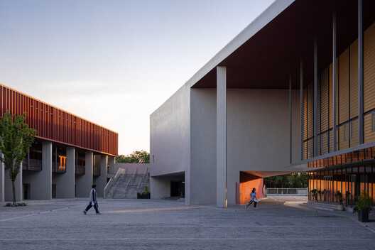 Kunshan Jinxi Senior High School / Atelier Deshaus - Exterior Photography, Concrete