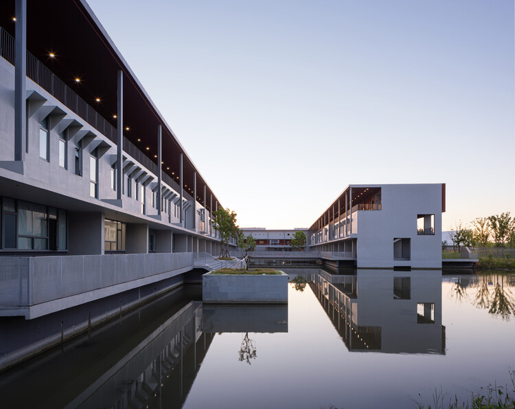 昆山锦溪高中 / 大舍建筑设计事务所 - 建筑图, 高中, 阳台