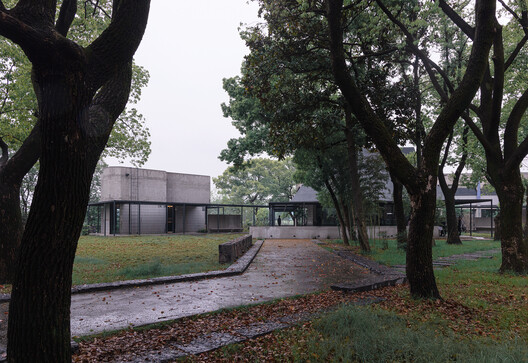 Librairie Avant-Garde at Jianhu / Atelier Deshaus - Image 19 of 30