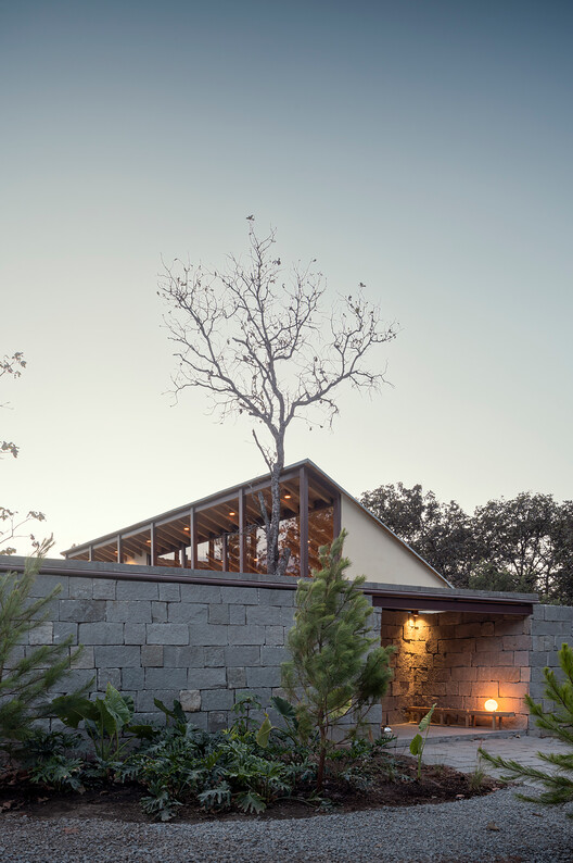 Cabaña Herradura / ALMA de Arquitectos Cabaña Herradura / ALMA de Arquitectos - Fotografía exterior
