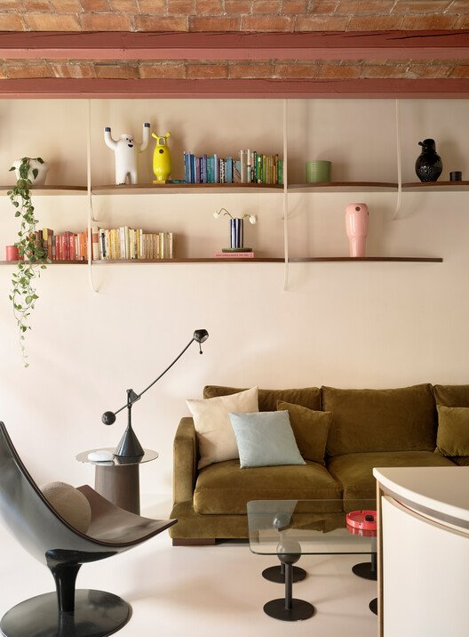 Revoltó House / bardo - Interior Photography, Living Room, Shelving, Lighting, Chair