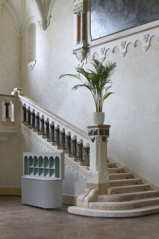 Renovation and Extension of the Sipeki Balás Villa / Atelier dmb - Interior Photography, Stairs, Column, Handrail